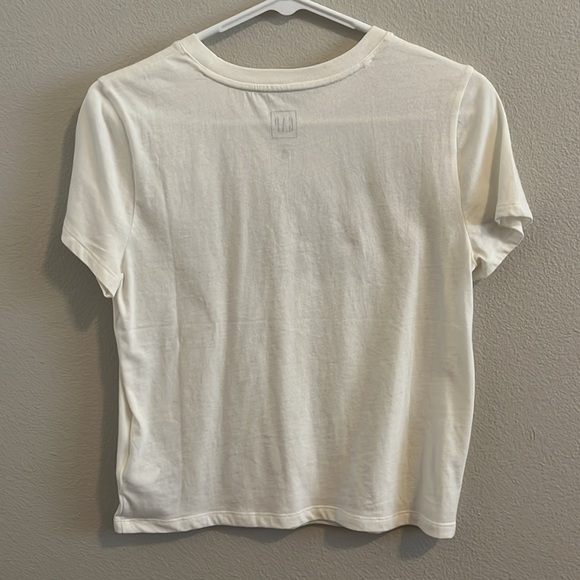 “VOTE” T-Shirt from GAP - Picture 6 of 6